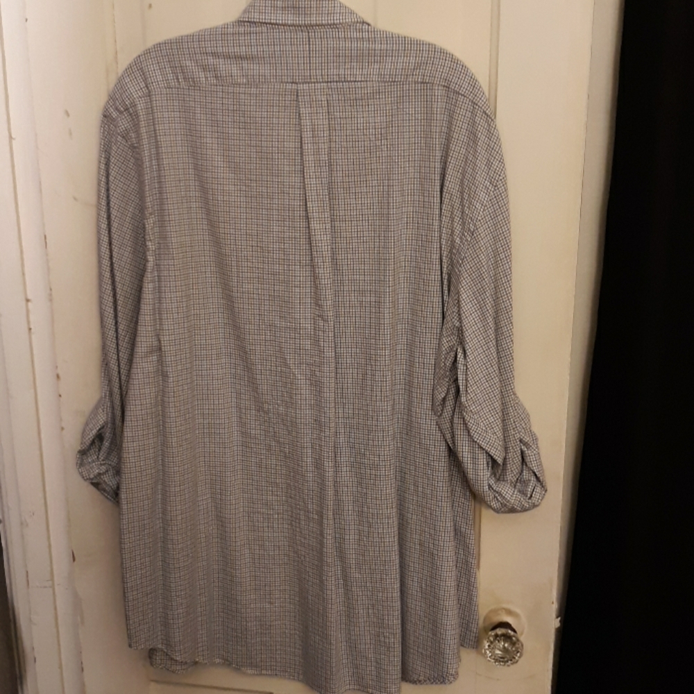 Shirt - Picture 2 of 3